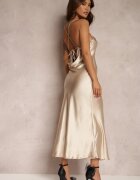 rosa Rochie Bej Satinată Chusposea