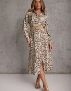 rosa Rochie Cămașă Bej Snake Print din Viscoză și Curea Bririn