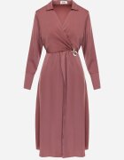 rosa Rochie din satin roz închis petrecută cu elastic și lănțișor în talie Shaffa