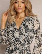rosa Rochie Gri Maxi cu Decolteu petrecut și elastic în talie Srinika