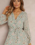 rosa Rochie Mentă cu Decolteu Petrecut și Fustă Plisată Narelline