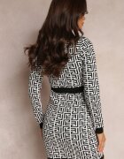 rosa Rochie Mini Albă din material tricotat cu motiv geometric cu nasturi suplimentari Isaela