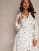 rosa Rochie Mini Tip Plic Albă Decorată Cu Volane și Imprimeu Cu Buline Ophia