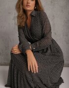 rosa Rochie Neagră Cu Curea Agareope