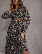 rosa Rochie Neagră Foligno