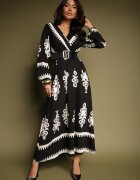rosa Rochie Neagră Petrecută din Viscoză cu Imprimeu Etnic cu Elastic și Curea în Talie Tifissa