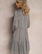 rosa Rochie Negru-Albă Trapezoidală cu Ciucuri și Poale Evazate Bleva