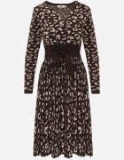 rosa Rochie petrecută cu imprimeu leopard cu vâscoză și curea Aneelde Maro