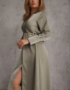 rosa Rochie petrecută verde din satin cu elastic și lanț în talie Shaffa