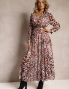rosa Rochie Rozalie Hellanassa