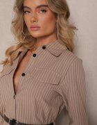 rosa Rochie tip cămașă Bej închis cu nasturi decorată cu imitație de buzunare și curea Tintorella