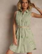 rosa Rochie Verde deschisă din bumbac cu flori brodate și curea croi tip cămașă Tunoria