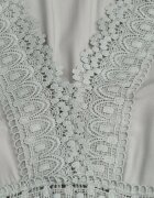 rosa Rochie Verde Evazată cu Volan și Dantelă Kiaya