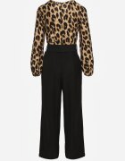 rosa Salopetă Elegantă Maro Decorată cu Imprimeu Leopard și Curea Vailisea
