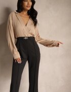 rosa Salopetă Negru-Bej petrecută cu bluză elegantă tip cămașă și pantaloni largi Vareti