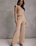 rosa Set Bej Vestă și Pantaloni Regular Annavie