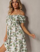rosse line Rochie Verde-Bej cu Decolteu legat și Mâneci bufante cu elastic la spate cu model floral Vikolla