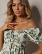 rosse line Rochie Verde-Bej cu Decolteu legat și Mâneci bufante cu elastic la spate cu model floral Vikolla