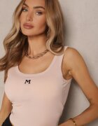 rosse line Top Bej Reiat cu Cupe Întărite Decorat cu Litera Nevoliene