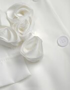  Sacou Rochie Albă cu Aplicații 3D în formă de Flori și Închidere cu nasturi Lorira