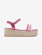  Sandale fucsia pe platformă decorate cu împletitură Tinariali