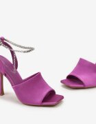  Sandale Violet cu toc stiletto cu lanț în jurul gleznei Lagra