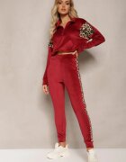  Set Dres bordo din Velur cu Bluză Scurtă și Pantaloni Jogger cu Imprimeu Leopard Limitta