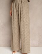  Set Maro deschis cu finisaj ajurat Cămașă și Pantaloni lungi cu elastic în talie Bemvia
