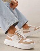  Sneakers Bej-Alb Vices pe Platformă cu Perforații și Aplicație Geometrică Vilvesia
