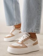  Sneakers Bej-Alb Vices pe Platformă cu Perforații și Aplicație Geometrică Vilvesia