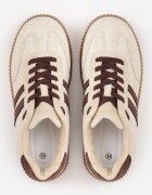  Sneakers pe platformă din cauciuc embosat decorate cu barete Naifeh Bej