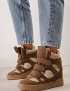  Sneakersuri Y2K pe platformă cu căptușeală și închidere cu scai Fatihi Maro