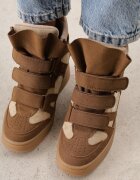  Sneakersuri Y2K pe platformă cu căptușeală și închidere cu scai Fatihi Maro