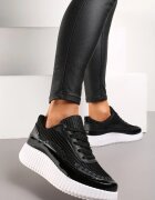  Sneakersy Czarne pe Platformă Decorate cu Nituri și cu Inserții Patchwork Jeneria