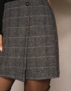 sophyline Pantaloni scurți Fustă Gri în carouri cu pliu Enallin