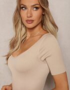 soy&co Salopetă Bej Bodycon cu Mâneci Scurte și Pantaloni Scurți Tavis