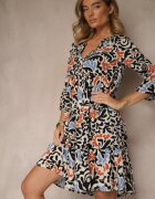 Sublevel Rochie Negru-Bej din Viscoză cu Croială Cloș cu Imprimeu Abstract Lirese