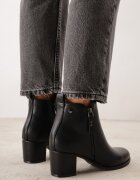 super mode Botine joase cu toc gros și fermoar decorativ Joceline Negre