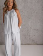 sweet&girl Set de vară din in și bumbac pantaloni și bluză cu aplicație împletită Pofiros Albastru deschis
