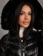 swest Geacă Negru Căptușită Matlasată cu Glugă și Guler de Blană Varella