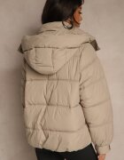 swest Jachetă bej oversize Puffer cu glugă și aplicație la mânecă Azine