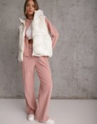 swest Set de trening cu pantaloni Wide Leg și bluză cu fermoar cu guler tip tunică Milia Roz