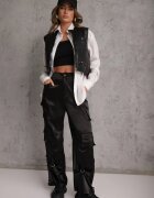 swest Vestă Neagră Scurtă cu elastic în talie și patch Mevannae