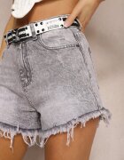 uiuj Pantaloni scurți gri deschis de blugi din bumbac cu talie înaltă decorați cu o curea și cu tiv nefinisat Moalise