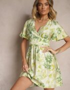 unigirl Rochie verde cloș din viscoză florală cu decolteu petrecut Zeledia