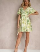 unigirl Rochie verde cloș din viscoză florală cu decolteu petrecut Zeledia