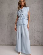 unigirl Set costum albastru din viscoză Pantaloni Wide Leg și Vestă cu curea Elyenryl