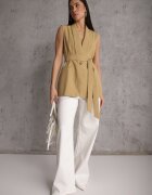 unigirl Vestă elegantă bej stilizată ca un sacou cu legătură fără mâneci Qirama