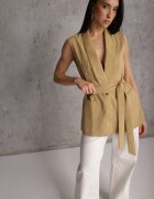 unigirl Vestă elegantă bej stilizată ca un sacou cu legătură fără mâneci Qirama