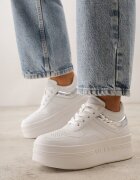 vices Adidași Alb-Argintiu pe Platformă Decorate cu Inscripție în Relief Berolla